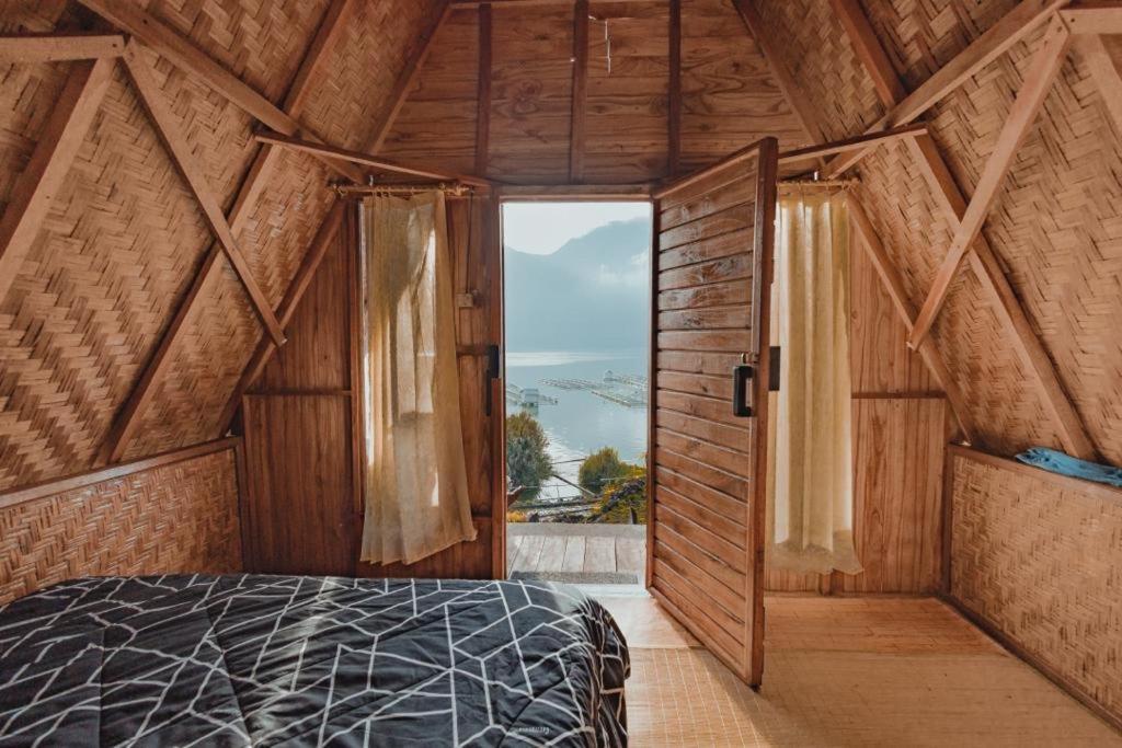D' Tepi Danau Glamping Hotell Kintamani Exteriör bild