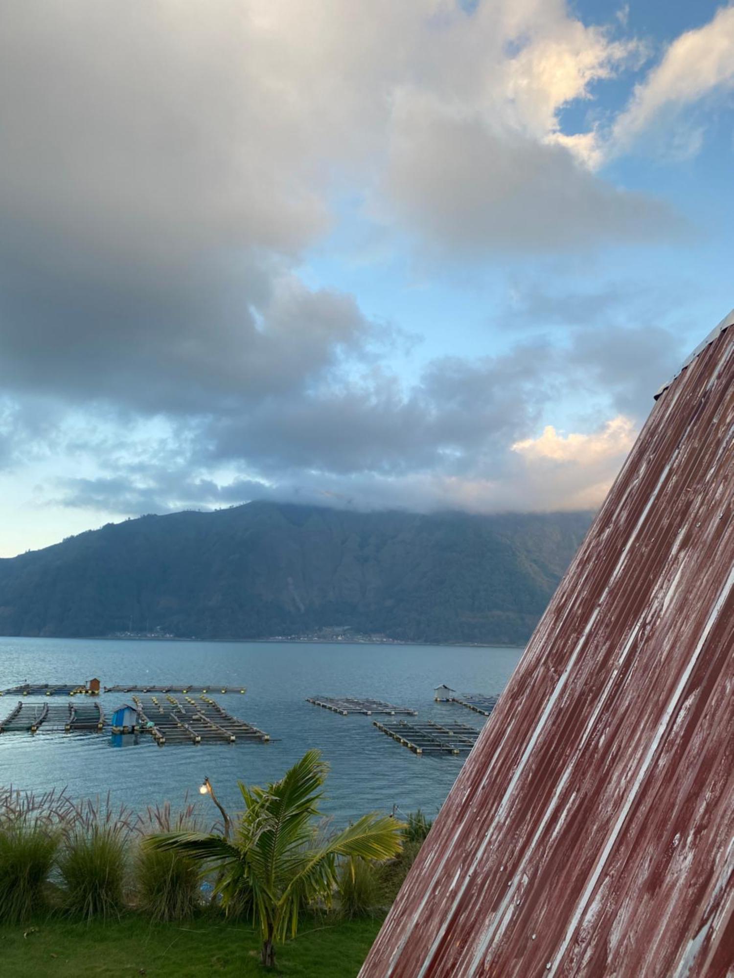 D' Tepi Danau Glamping Hotell Kintamani Exteriör bild